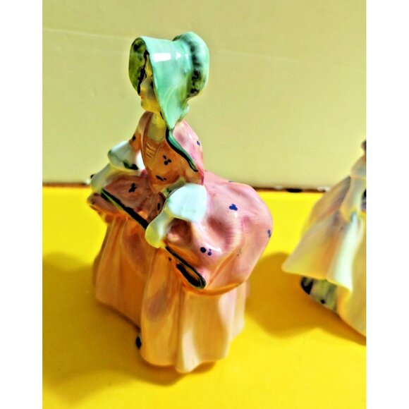 Vintage Royal Doulton Figurines "Dinky Doo HN1678" & "Bo Peep HN1811" 1930's - Picture 3 of 16